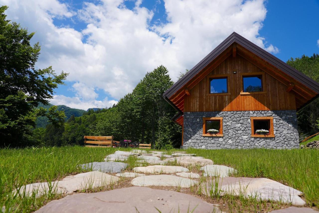 Chalet Navauce Raveo Luaran gambar