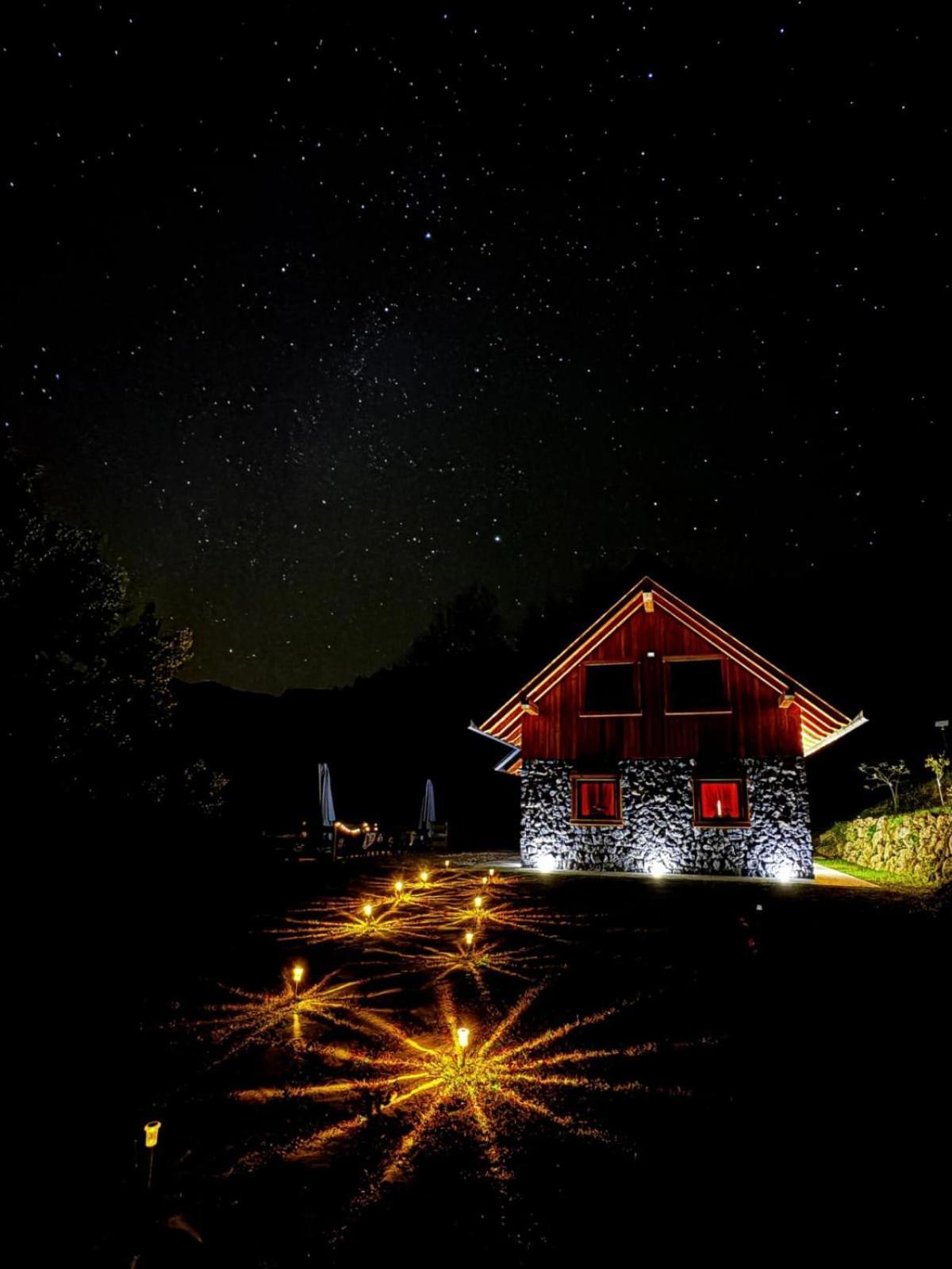 Chalet Navauce Raveo Luaran gambar